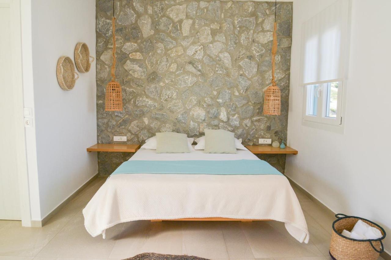 Hawk Stone Apartman Adámasz Kültér fotó